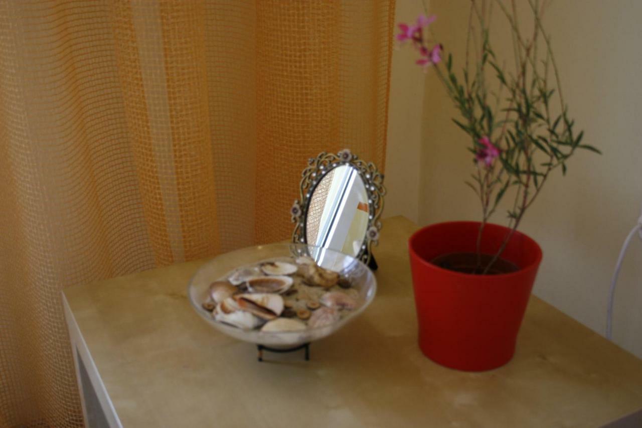 Cosy Apartment By The Sea Metamorfosi  Exterior foto