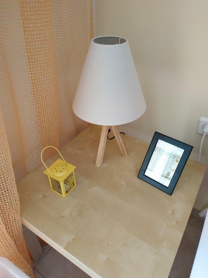 Cosy Apartment By The Sea Metamorfosi  Exterior foto